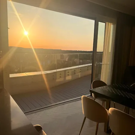 Amber Sun Towers 11th Floor Apartment *